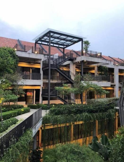 Luxury Stay-Tamarind Suite Cyber Cyber Dzsaja Kültér fotó